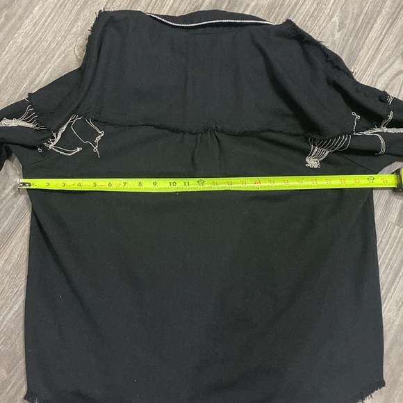 Jean jacket with chain fringe Size 2x - Picture 5 of 11